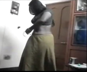 Desi o-ri-ya dì với big..