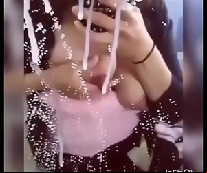 Desi teyze Süt Boobs 53 sn